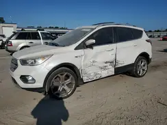 1FMCU9J94HUE56747 2017 FORD ESCAPE
