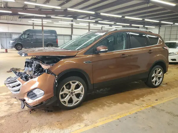 1FMCU9J94HUE63228 2017 FORD ESCAPE - Image 1