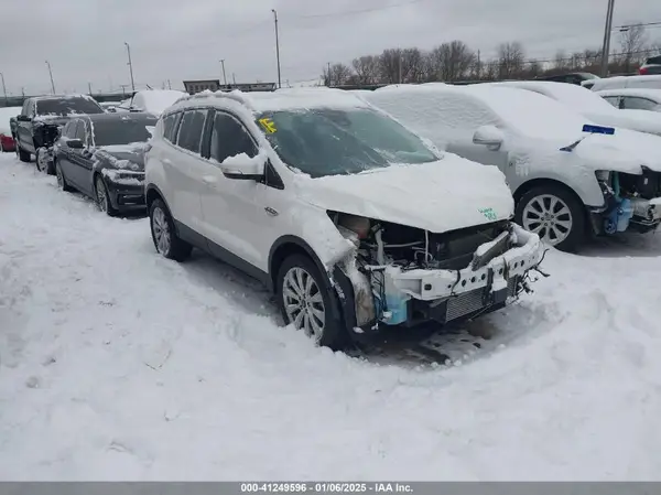 1FMCU9J94JUA18753 2018 FORD ESCAPE - Image 1
