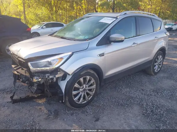 1FMCU9J94JUA59657 2018 FORD ESCAPE - Image 2