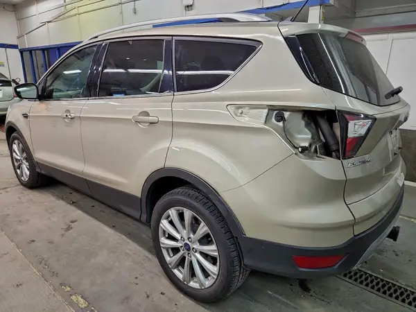 1FMCU9J94JUA67161 2018 FORD ESCAPE - Image 2