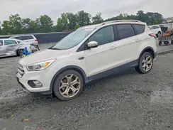 1FMCU9J94JUB19517 2018 FORD ESCAPE