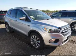 1FMCU9J94JUB22837 2018 FORD ESCAPE
