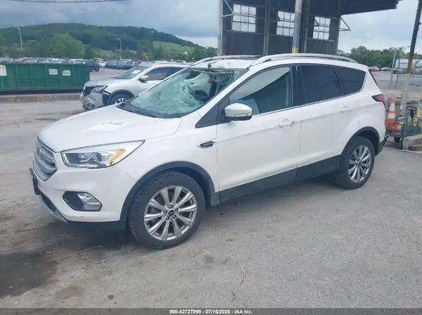 1FMCU9J94JUC00775 2018 FORD ESCAPE - Image 2