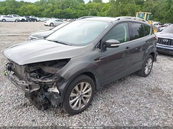 1FMCU9J94JUC80028 2018 FORD ESCAPE - Image 2