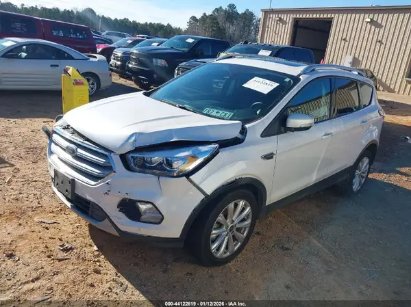 1FMCU9J94JUD17997 2018 FORD ESCAPE - Image 2