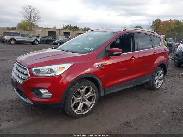 1FMCU9J94KUA09469 2019 FORD ESCAPE - Image 2