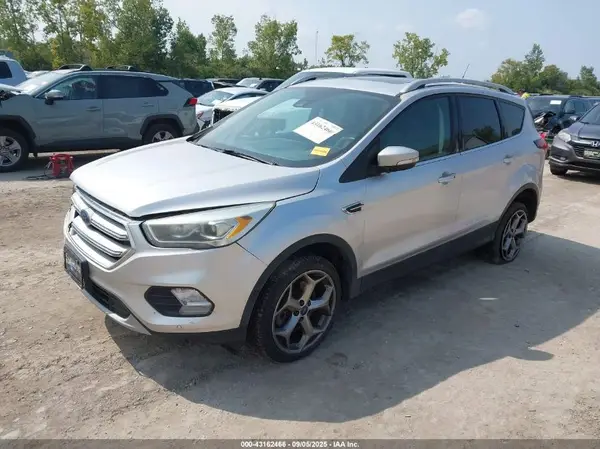 1FMCU9J94KUB23522 2019 FORD ESCAPE - Image 2