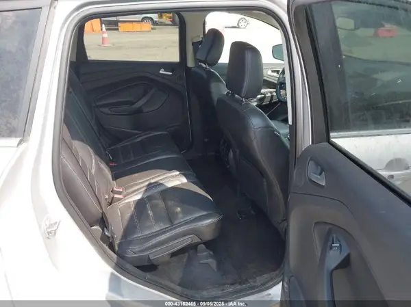 1FMCU9J94KUB23522 2019 FORD ESCAPE - Image 8