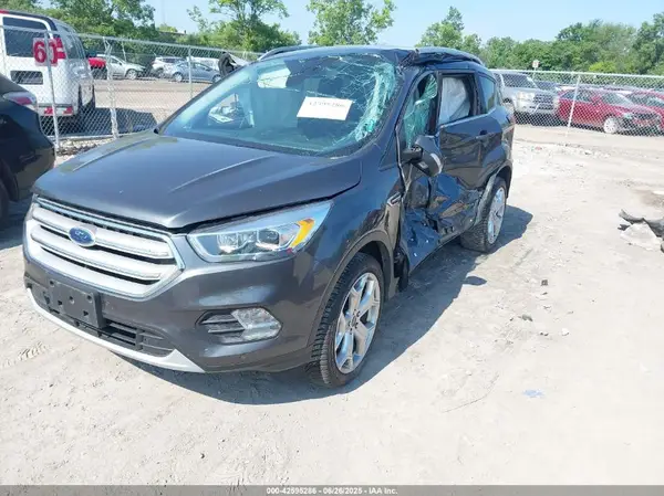 1FMCU9J94KUC24611 2019 FORD ESCAPE - Image 2
