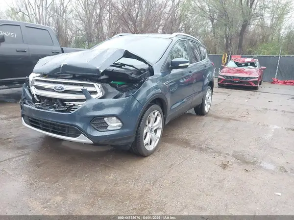 1FMCU9J94KUC32367 2019 FORD ESCAPE - Image 2