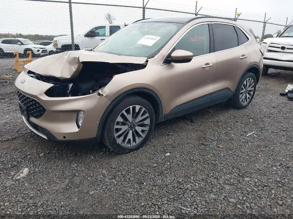 1FMCU9J94LUA59967 2020 FORD ESCAPE - Image 2