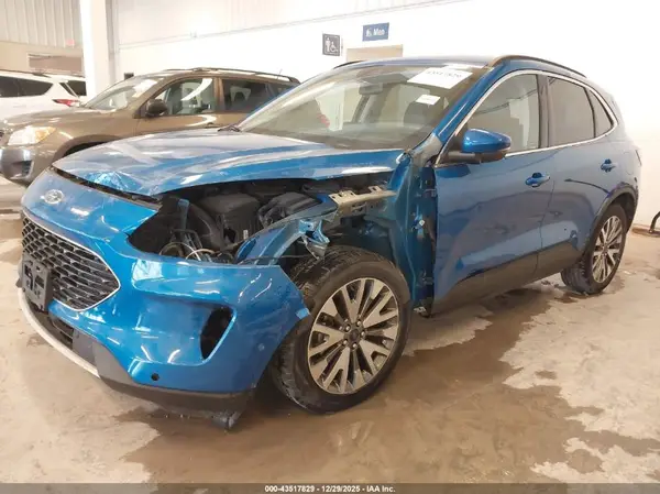 1FMCU9J94LUB17592 2020 FORD ESCAPE - Image 2