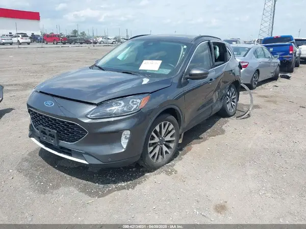 1FMCU9J94LUB19570 2020 FORD ESCAPE - Image 2