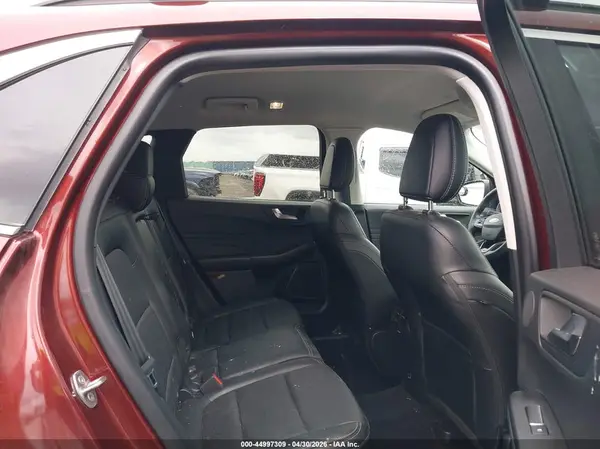 1FMCU9J94MUA62787 2021 FORD ESCAPE - Image 8