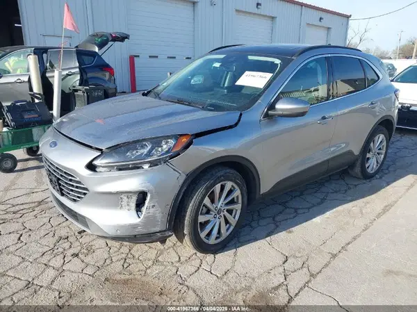 1FMCU9J94MUB12667 2021 FORD ESCAPE - Image 2