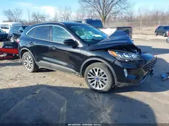 1FMCU9J94NUA80000 2022 FORD ESCAPE