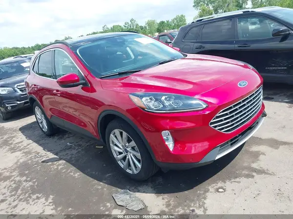 1FMCU9J94NUB67329 2022 FORD ESCAPE - Image 1