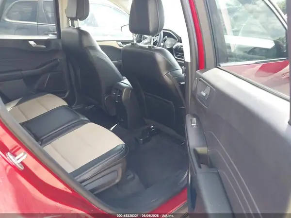 1FMCU9J94NUB67329 2022 FORD ESCAPE - Image 8