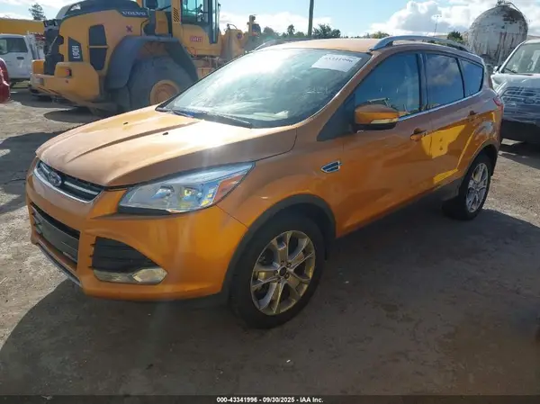 1FMCU9J95GUA33030 2016 FORD ESCAPE - Image 2