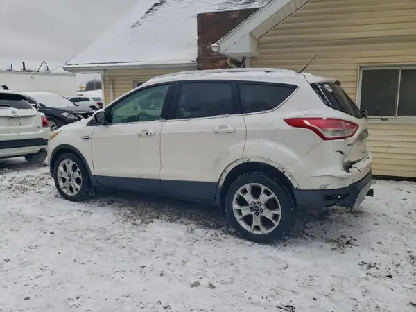 1FMCU9J95GUB05022 2016 FORD ESCAPE - Image 2