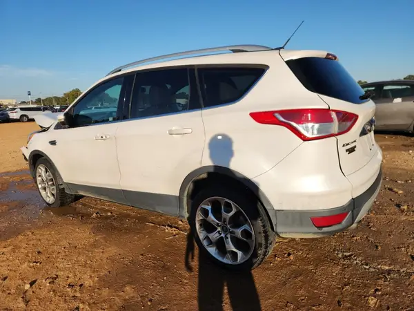 1FMCU9J95GUB65818 2016 FORD ESCAPE - Image 2