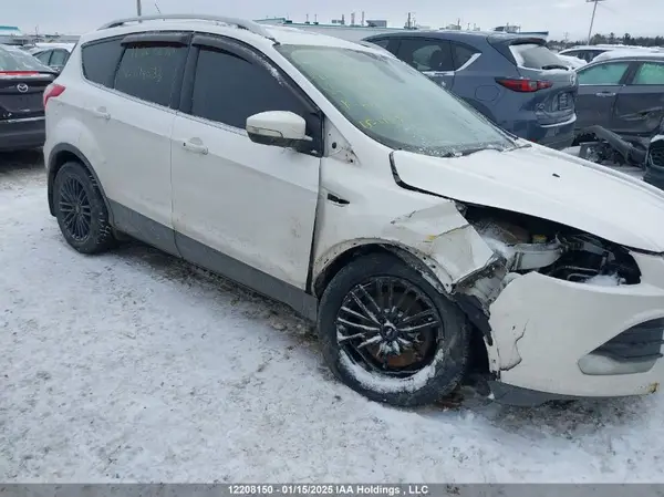 1FMCU9J95GUC14533 2016 FORD ESCAPE - Image 1