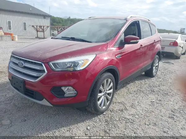 1FMCU9J95HUB00629 2017 FORD ESCAPE - Image 2