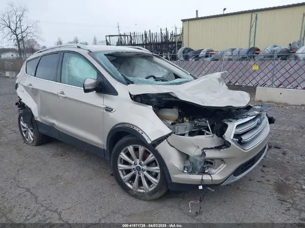 1FMCU9J95HUB59356 2017 FORD ESCAPE - Image 1
