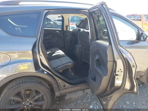 1FMCU9J95HUB66971 2017 FORD ESCAPE - Image 8