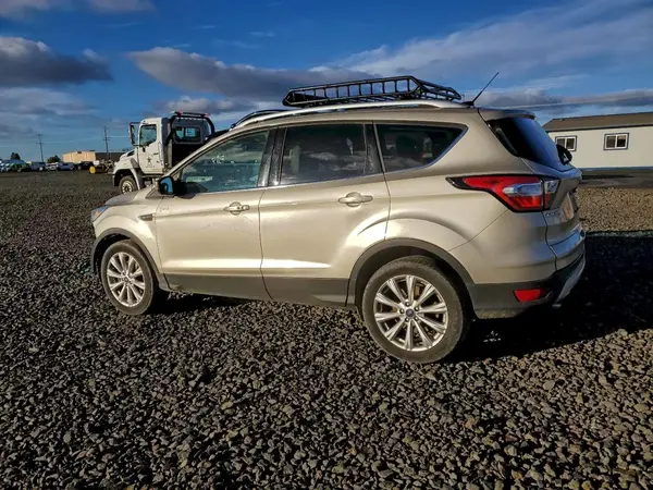 1FMCU9J95HUC14159 2017 FORD ESCAPE - Image 2
