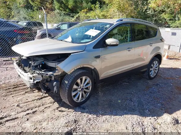 1FMCU9J95HUD42000 2017 FORD ESCAPE - Image 2