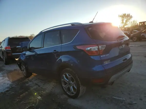 1FMCU9J95HUD65566 2017 FORD ESCAPE - Image 2