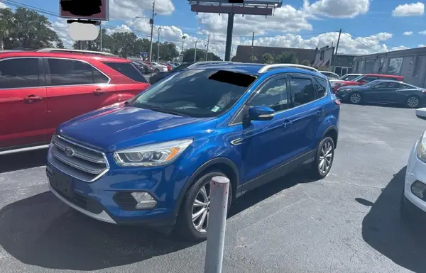 1FMCU9J95HUD95912 2017 FORD ESCAPE - Image 2