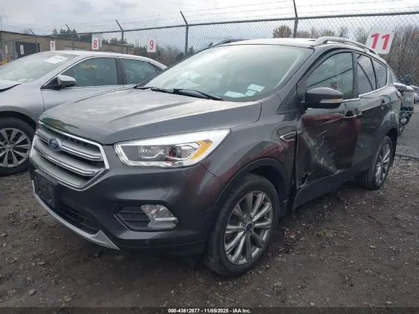 1FMCU9J95HUE81320 2017 FORD ESCAPE - Image 2