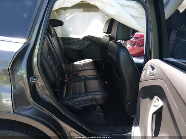 1FMCU9J95HUF01677 2017 FORD ESCAPE - Image 8