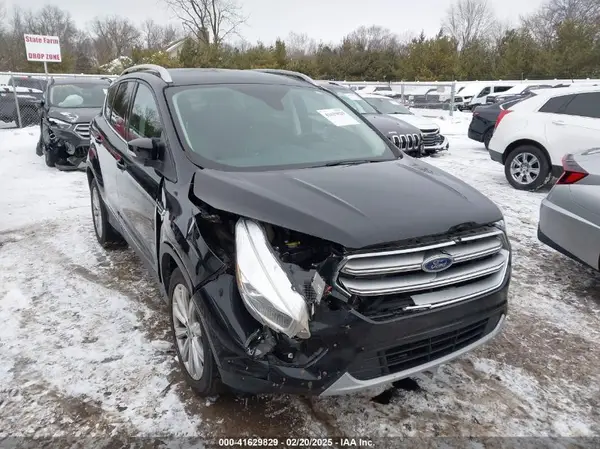 1FMCU9J95HUF04644 2017 FORD ESCAPE - Image 1