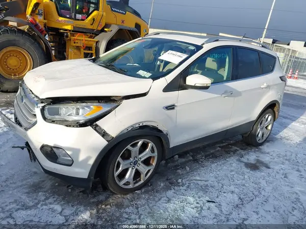 1FMCU9J95JUA05364 2018 FORD ESCAPE - Image 2