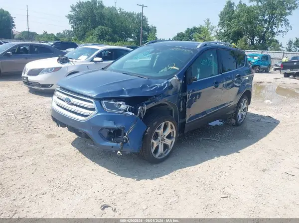 1FMCU9J95JUA44374 2018 FORD ESCAPE - Image 2