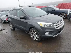 1FMCU9J95JUA49736 2018 FORD ESCAPE