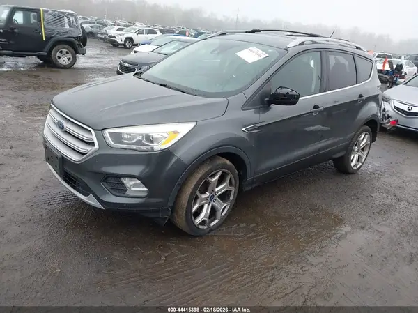 1FMCU9J95JUA49736 2018 FORD ESCAPE - Image 2