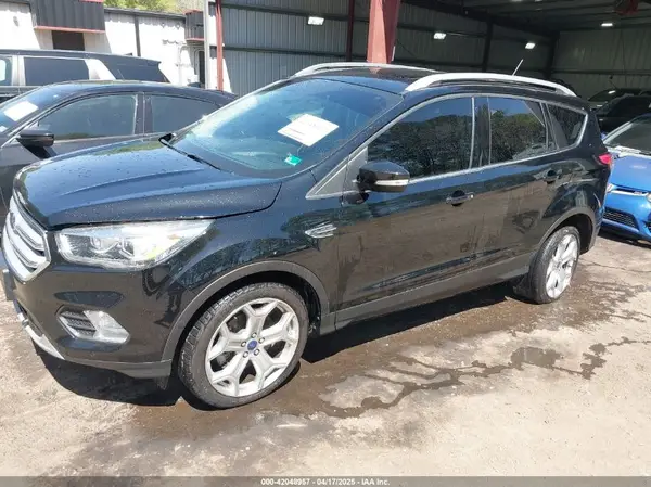 1FMCU9J95JUA79917 2018 FORD ESCAPE - Image 2