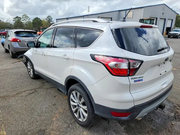 1FMCU9J95JUA94675 2018 FORD ESCAPE - Image 2