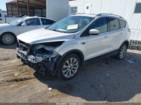 1FMCU9J95JUB42790 2018 FORD ESCAPE - Image 2