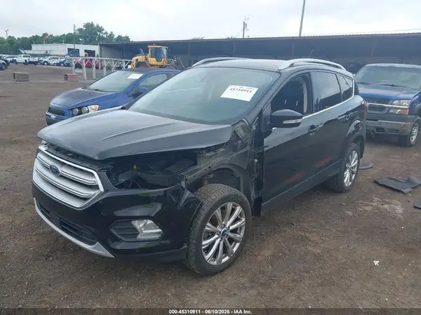 1FMCU9J95JUB69276 2018 FORD ESCAPE - Image 2