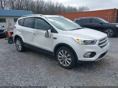 1FMCU9J95JUB81735 2018 FORD ESCAPE
