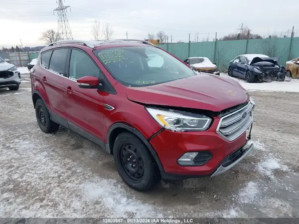 1FMCU9J95JUC71242 2018 FORD ESCAPE - Image 1