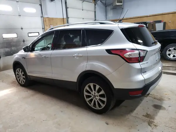 1FMCU9J95JUC86100 2018 FORD ESCAPE - Image 2