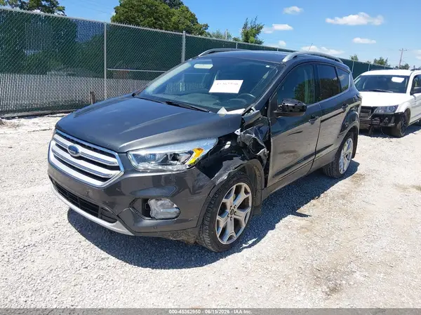 1FMCU9J95JUD19614 2018 FORD ESCAPE - Image 2