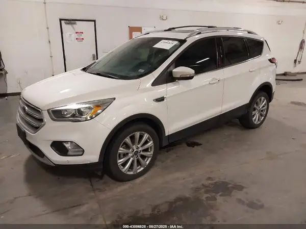 1FMCU9J95JUD59403 2018 FORD ESCAPE - Image 2